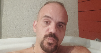 gaetan pet sitter à BAUDEMONT 71800_0