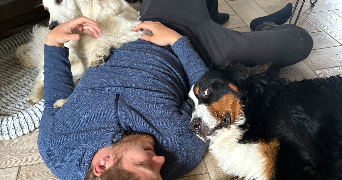 hugo pet sitter à AMIENS 80080_1