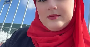 yasmine pet sitter à BRON 69500