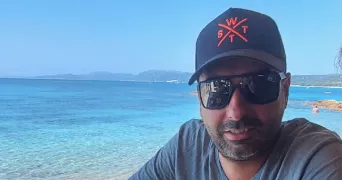 romain pet sitter à ST JULIEN MONT DENIS 73870