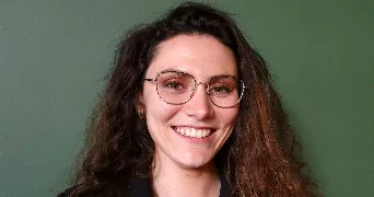 manuela pet sitter à FLEURY LES AUBRAIS 45400