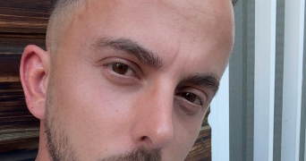 kevin pet sitter à LA REOLE 33190_0