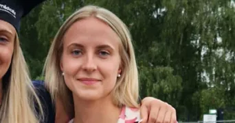 romane pet sitter à LE THILLOT 88160