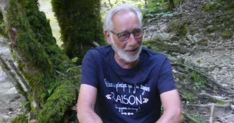 alain dog sitter à MEZY SUR SEINE 78250