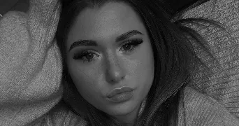 camille pet sitter à Plescop 56890