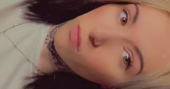 laurie pet sitter à GUISE 02120