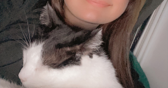 laura pet sitter à LE ROVE 13740_2