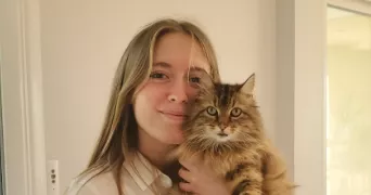 valentine pet sitter à LYON 05 69005