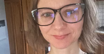 julie pet sitter à UXEGNEY 88390