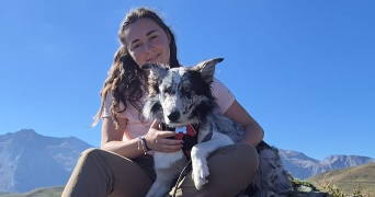 chloé pet sitter à LONS 64140_0