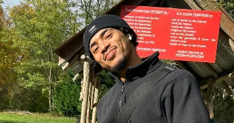 lamine pet sitter à PARIS 20 75020