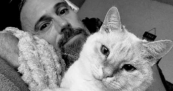 anthony pet sitter à BEAUMONT LES VALENCE 26760