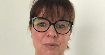 karine pet sitter à HONDAINVILLE 60250_0
