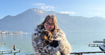 aurélie pet sitter à EPIZON 52230_0