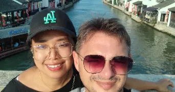 jean baptiste pet sitter à FONTAINES ST MARTIN 69270