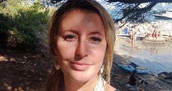 coralie pet sitter à ROQUEBRUNE SUR ARGENS 83520