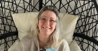 melanie pet sitter à LUYNES 37230