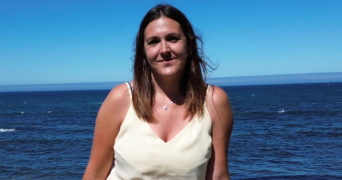 laura pet sitter à LES CHAPELLES BOURBON 77610_0