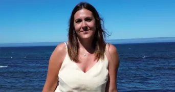 laura pet sitter à LES CHAPELLES BOURBON 77610