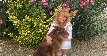 corinne pet sitter à VOULANGIS 77580_0