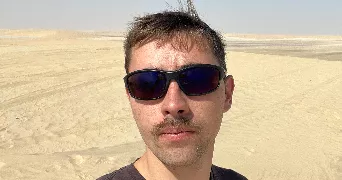 nicolas pet sitter à ST CHAMAS 13250