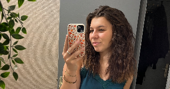 mélanie pet sitter à BRIVES CHARENSAC 43700_0