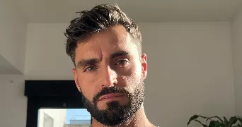 steven pet sitter à ST DENIS 93210
