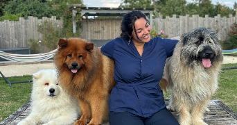 enola pet sitter à CLEVILLIERS 28300_1