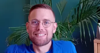 jonathan pet sitter à SOTTEVILLE LES ROUEN 76300