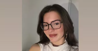 jeanne pet sitter à NYONS 26110