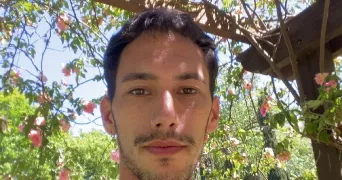 nicolas pet sitter à STE SAVINE 10300
