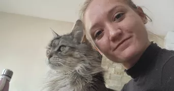 flora pet sitter à VILLEMUR SUR TARN 31340