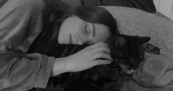 hélène pet sitter à PARIS 18 75018