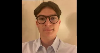 antoine pet sitter à LYON 05 69005