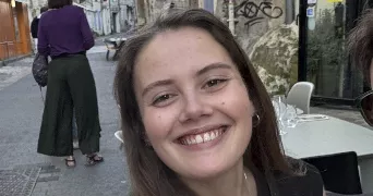 romane pet sitter à PARIS 18 75018