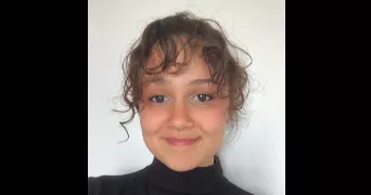 lamia pet sitter à PARIS 04 75004