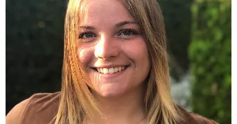 chloé pet sitter à EZY SUR EURE 27530