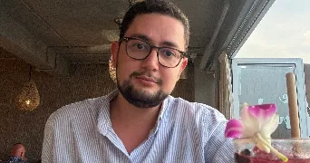 yahya pet sitter à HOUILLES 78800