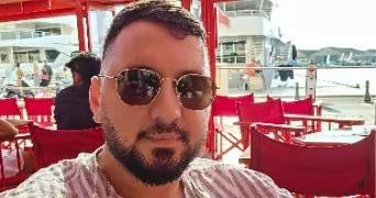 naim pet sitter à MARIGNANE 13700
