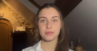 angelina pet sitter à LA CHAPELLE LA REINE 77760