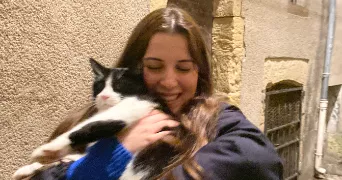 victoire pet sitter à LYON 09 69009