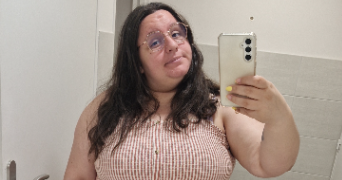 leslie pet sitter à ANTONY 92160_0