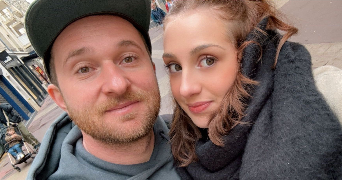 aymeric pet sitter à HYPERCOURT 80320_0