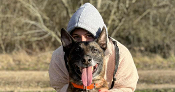lola pet sitter à COOLE 51320_0