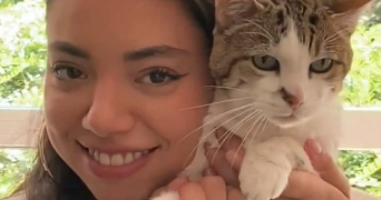 ema pet sitter à PARIS 11 75011_0