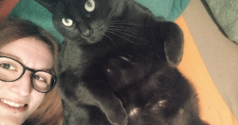 agathe pet sitter à ST GILLES 30800_1