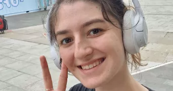agathe pet sitter à LYON 08 69008