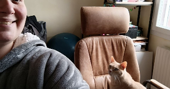 alicia pet sitter à BEAUTHEIL SAINTS 77120_6