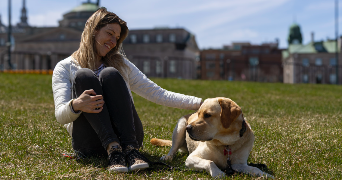 hélène pet sitter à ST SATURNIN LES APT 84490_4