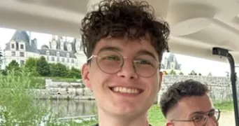 lucas pet sitter à LE HAVRE 76600